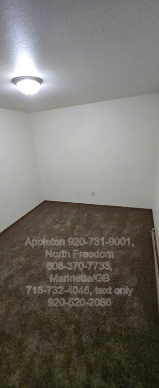 Building Photo - 109 E Mitchell Ave