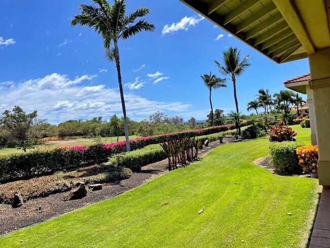 Building Photo - Luxury Island Living in Hokulani Golf Vill...