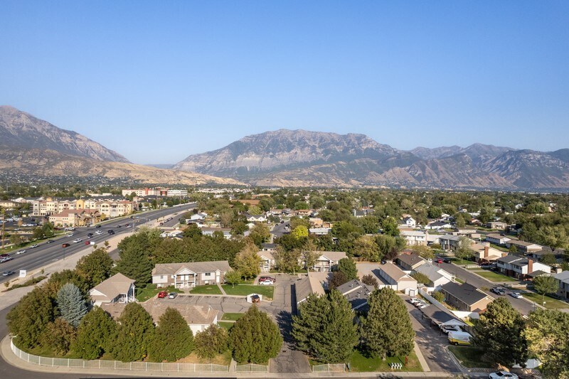 Building Photo - 788 N 1060 W