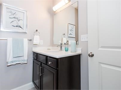 Building Photo - 92 N Main St