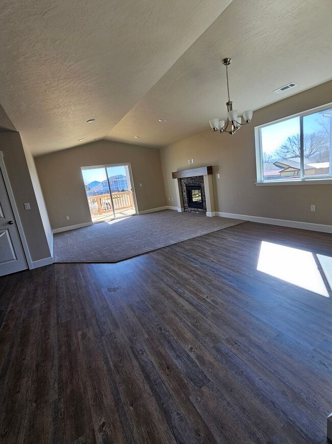 Building Photo - New Construction 3 bed 2 bath Single Story