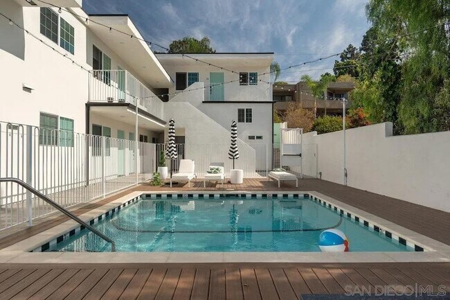 Building Photo - 3531 Florida St