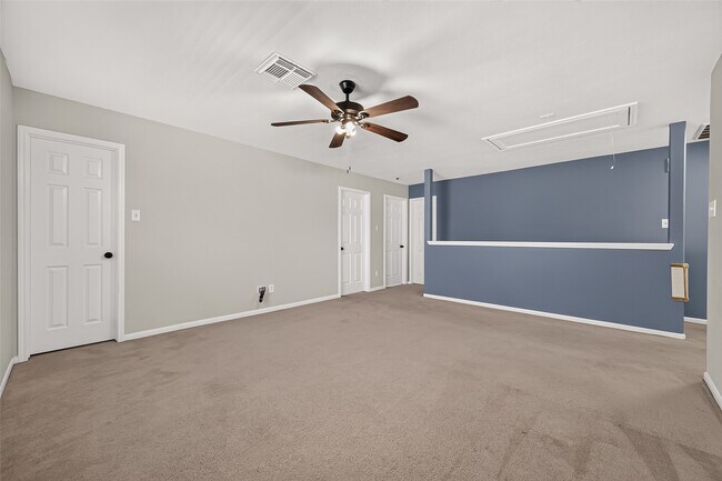Building Photo - 25346 Barmby Dr