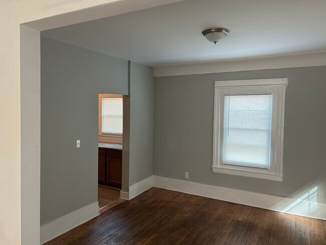 Building Photo - 81 Woodland St