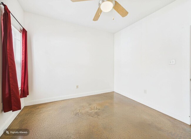 Building Photo - 1112 Porter St