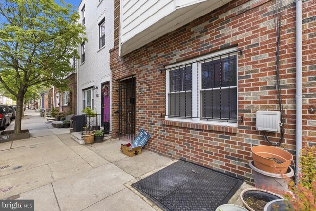 Building Photo - 935 Passyunk Ave