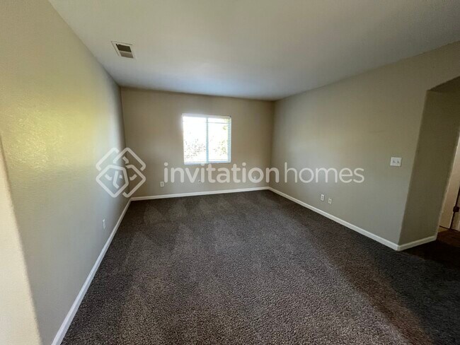 Building Photo - 932 Silverton Cir