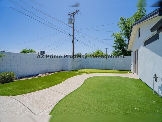Building Photo - 3625 Hayden Rd