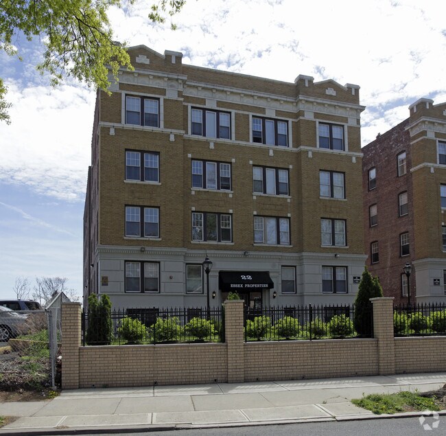 Essex Properties 2230 S Munn Ave East Orange NJ 07018 Apartment Finder