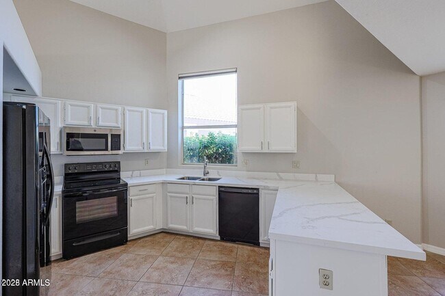 Building Photo - 14578 N 90th Ln