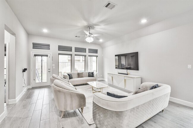 Building Photo - 15018 Concho River Wy