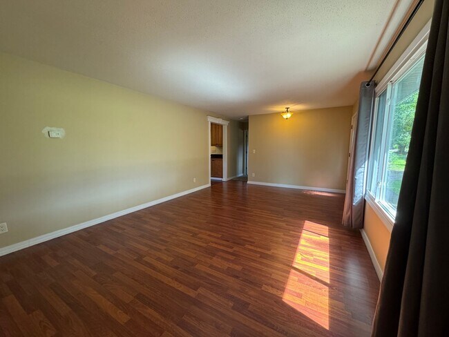 Building Photo - 1701 S Tower Rd