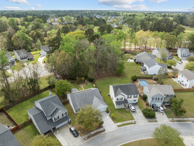 Building Photo - Charming Ranch-Style Home in Wescott Plantation | 4 BD | 2 BA | 1,831 SqFt