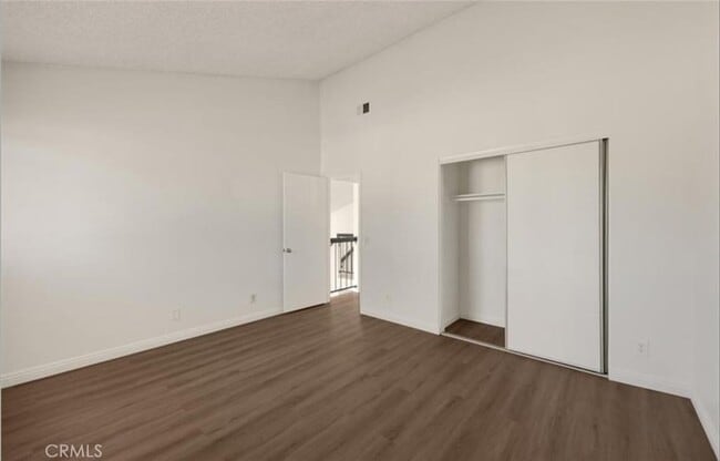 Building Photo - 11896 Los Alisos Cir