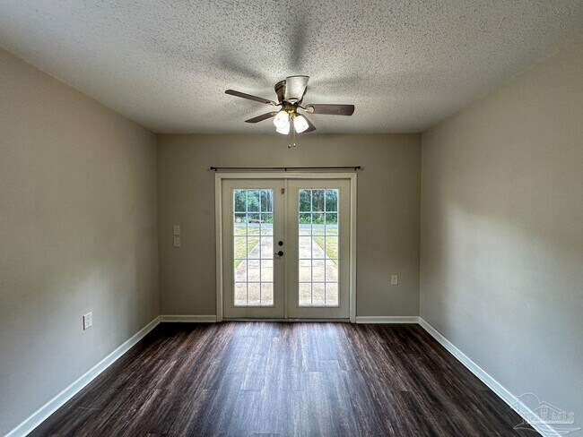 Building Photo - 4406 Nora Ave