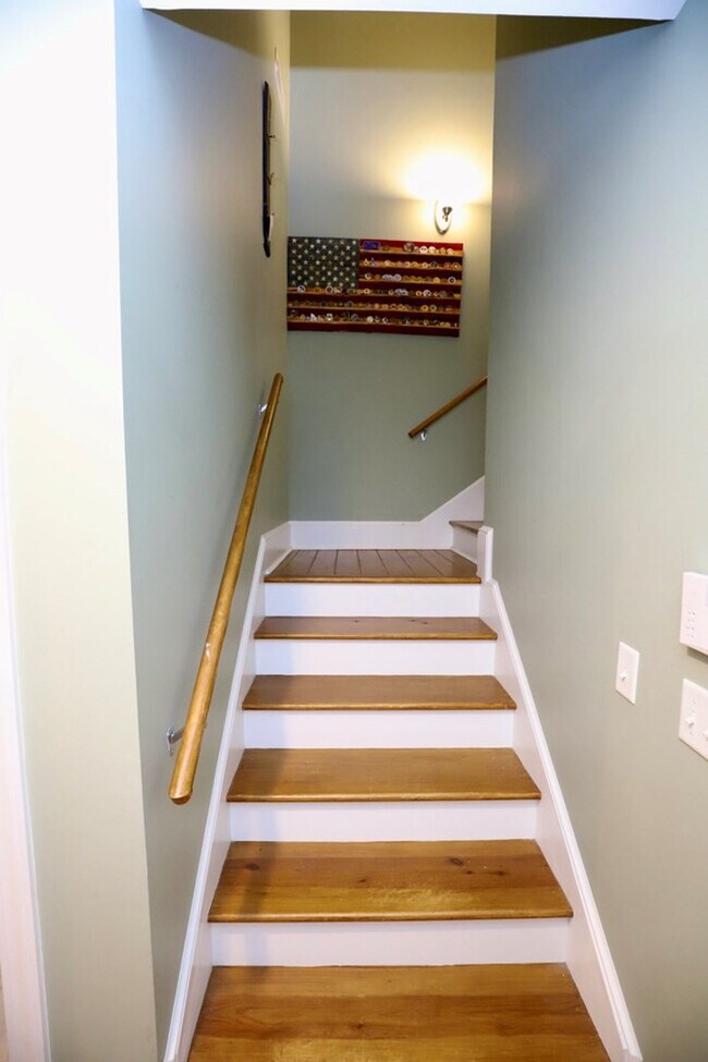 Building Photo - 1280 Winyah St