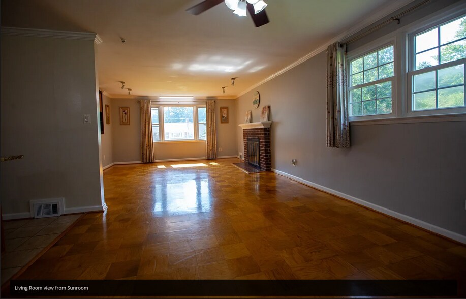 Building Photo - 6741 Bostwick Dr