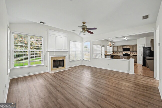 Building Photo - 8330 Grenadier Trail