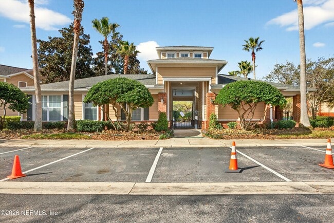 Building Photo - 7152 Stonelion Cir