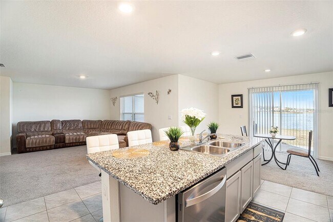 Building Photo - 38311 Sonnet Landing Ave