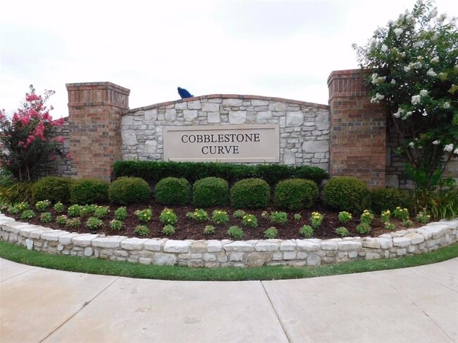 Building Photo - 13532 Gentry Dr