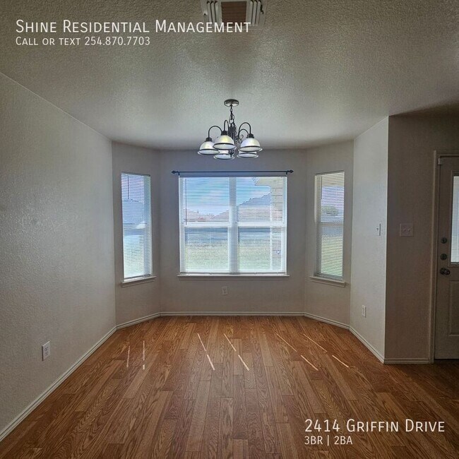 Building Photo - 2414 Griffin Dr