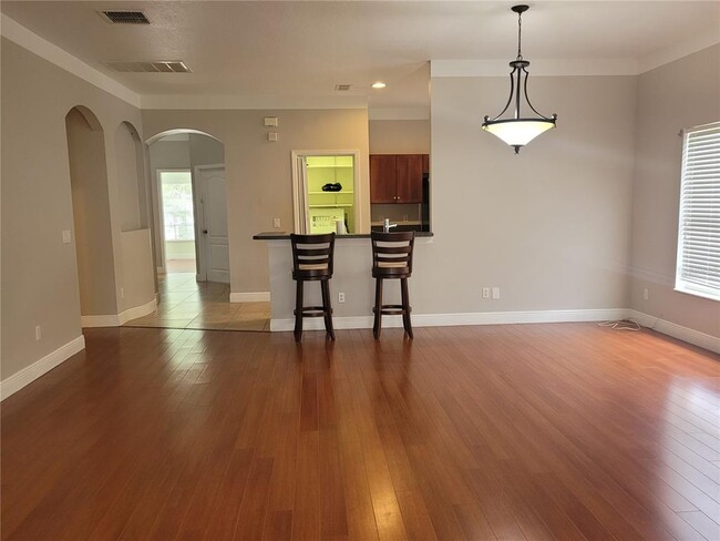 Building Photo - 20722 Great Laurel Ave