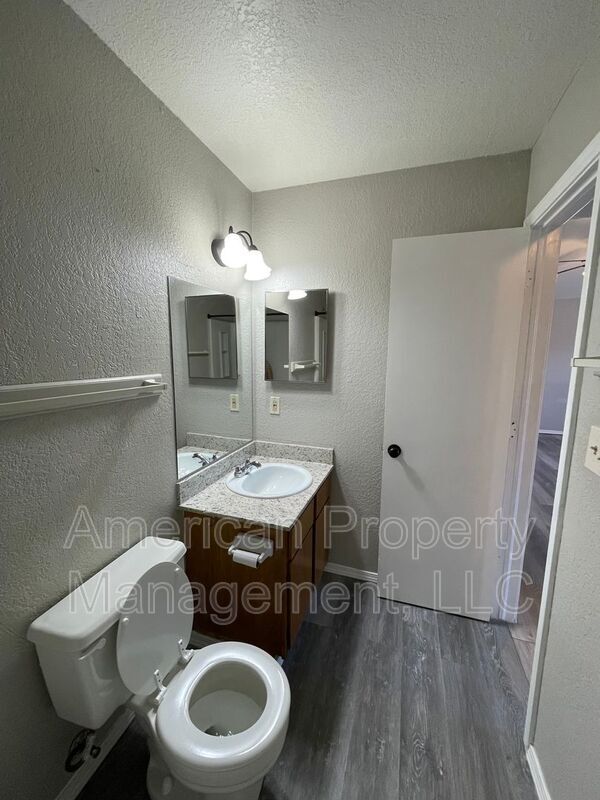 Building Photo - 4406 S 133rd E Ave