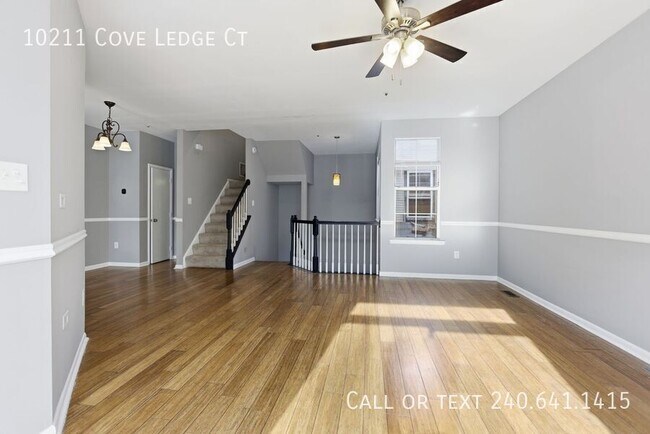 Building Photo - 10211 Cove Ledge Ct
