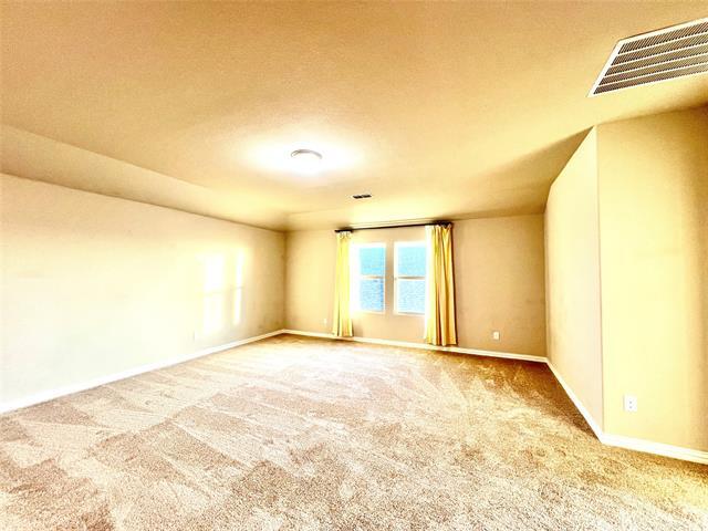 Building Photo - 633 Hidden Cove Dr