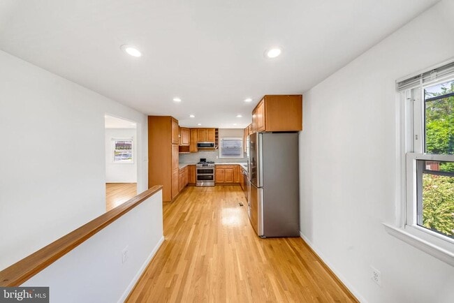 Building Photo - 7411 Tillman Dr