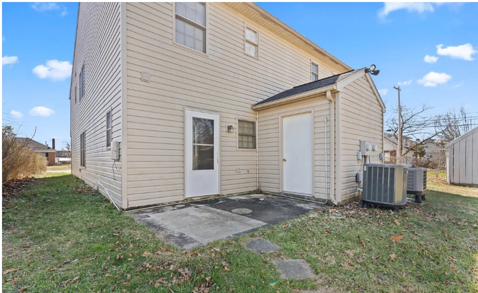 Building Photo - 1527 Sherman Ave
