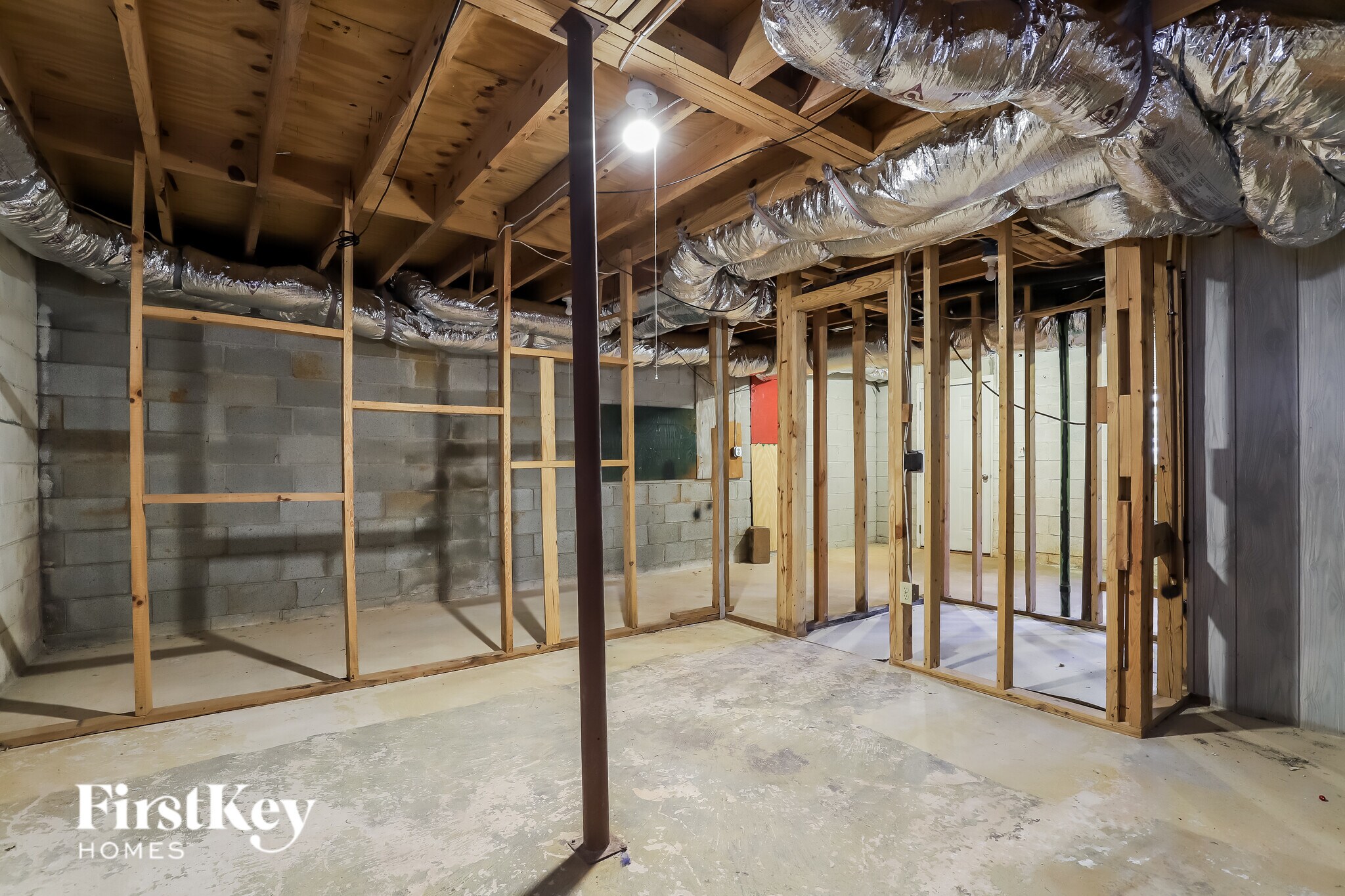 Building Photo - 2440 Thompson Mill Rd