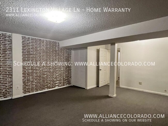 Building Photo - 2311 Lexington Village Ln