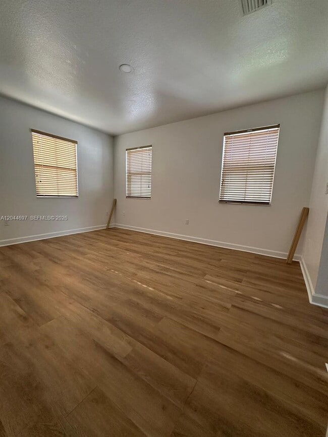 Building Photo - 9283 SW 172nd Ave