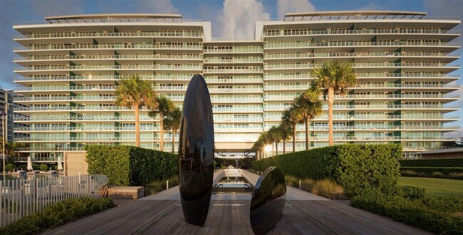 Building Photo - 360 Ocean Dr