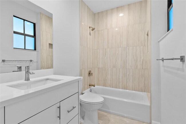 Building Photo - 5750 SW 44th St