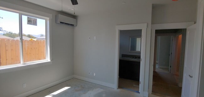 Building Photo - Brand New Build!