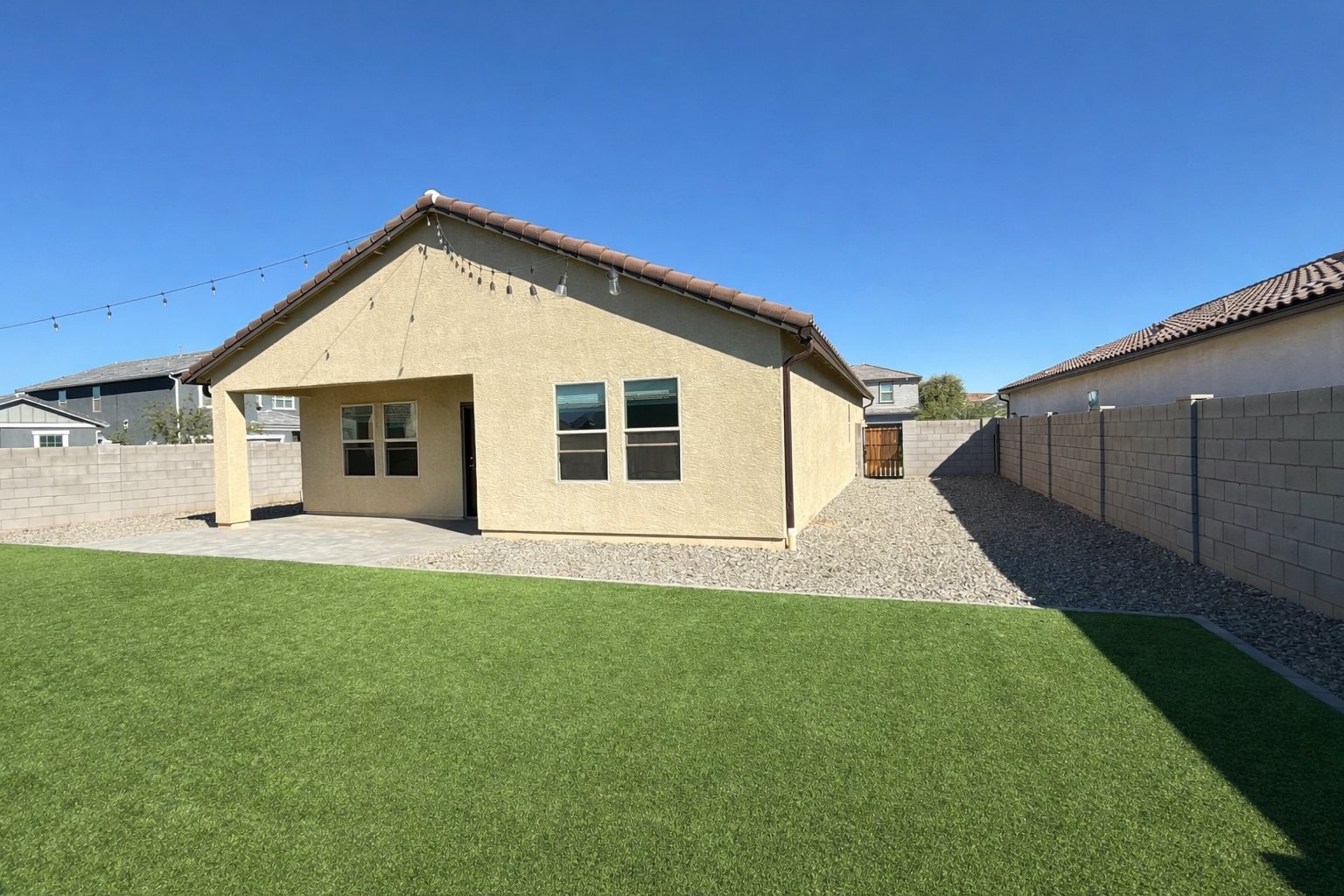 Building Photo - 13011 E Sunflower Ln