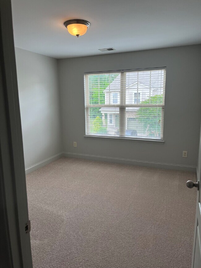 Building Photo - 2716 Nashboro Blvd