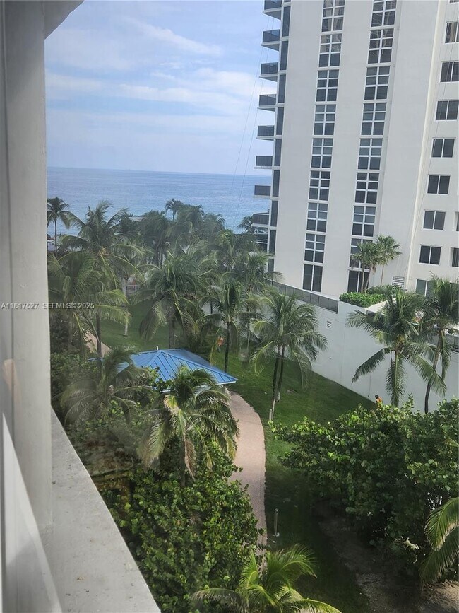 Building Photo - 19201 Collins Ave