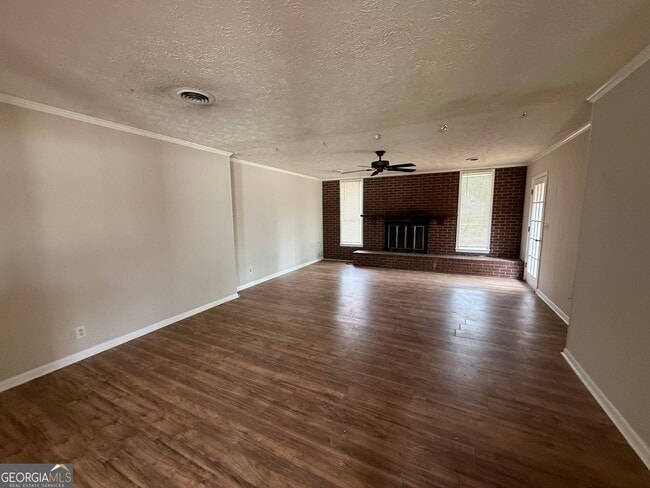 Building Photo - 602 Hillcrest Pkwy