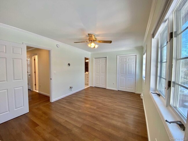 Building Photo - 64 Roundtree Ct