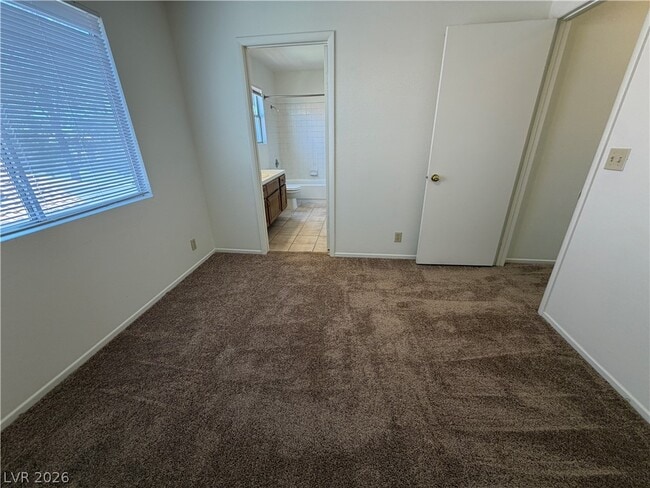 Building Photo - 9509 Swan Bay Dr