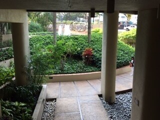 Building Photo - Furnished Unit in Honolulu Tower!  Water, Sewer, Basic Cable Included!