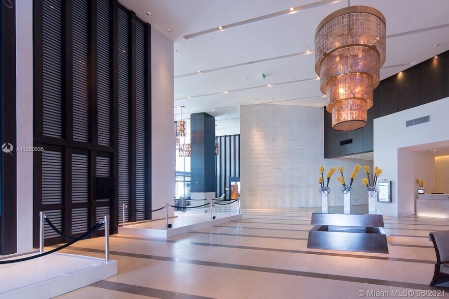 Building Photo - 200 Biscayne Boulevard Way