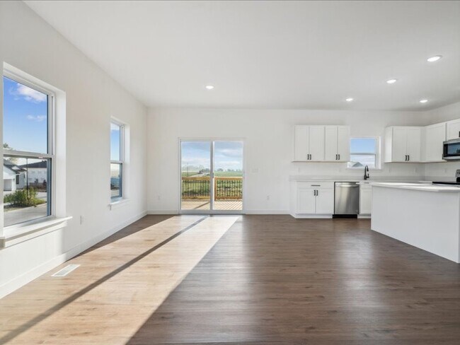 Building Photo - 808 Windam Dr