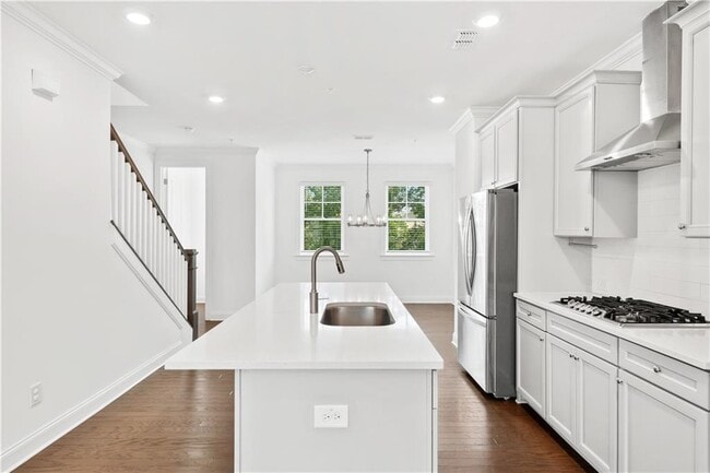 Building Photo - 6605 Beacon Dr