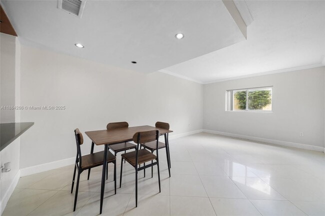 Building Photo - 8240 SW 149th Ct