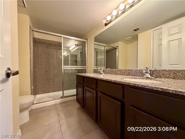 Building Photo - 711 Bass Dr